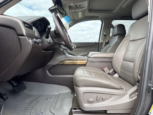 Used 2016 GMC Yukon XL Denali w/ Open Road Package image 17