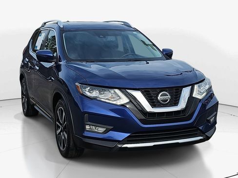 Used 2018 Nissan Rogue SL w/ Premium Package image 2