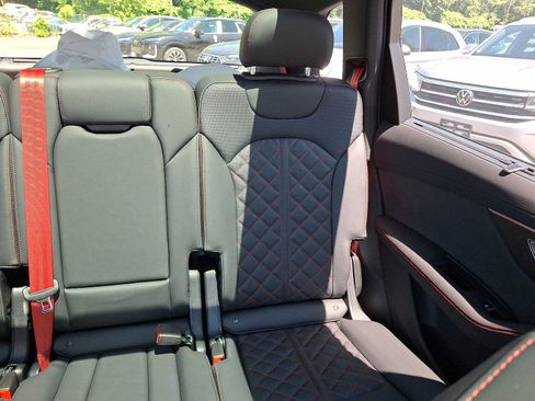 New 2026 Audi Q7 3.0T Prestige AWD/4WD image 14