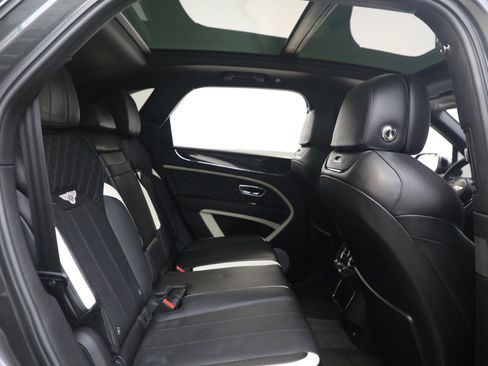 Certified 2022 Bentley Bentayga Speed image 25