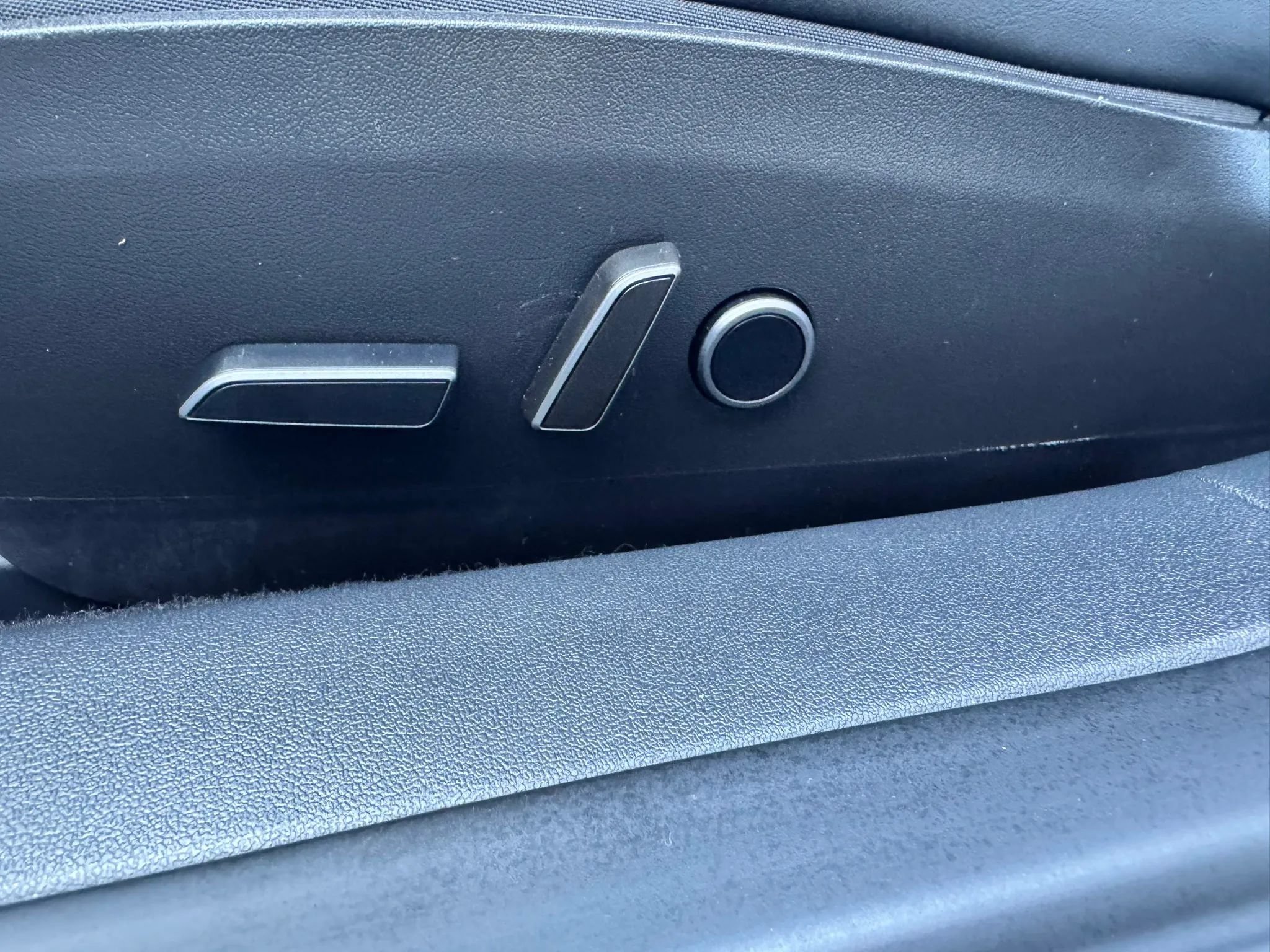 Used 2023 Tesla Model 3 Standard Range RWD image 10