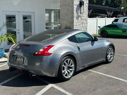 Used 2013 Nissan 370Z Coupe image 18
