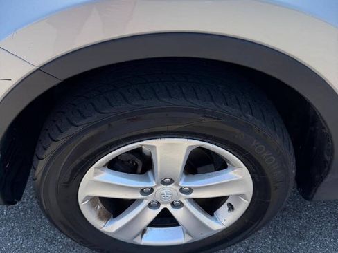 Used 2013 Toyota RAV4 XLE AWD/4WD image 35