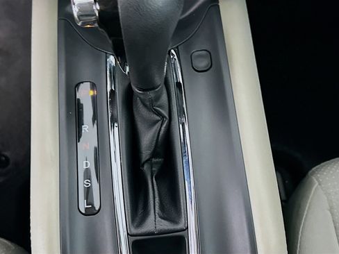 Used 2019 Honda HR-V LX image 23