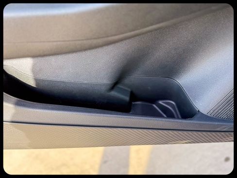New 2026 Nissan Sentra SV w/ SV Convenience Package FWD image 23