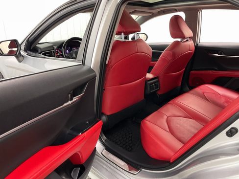 Used 2019 Toyota Camry XSE image 42