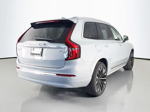 New 2026 Volvo XC90 T8 Ultra w/ Protection Package Premier AWD/4WD image 7