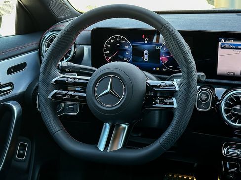 Used 2025 Mercedes-Benz CLA 250 image 22