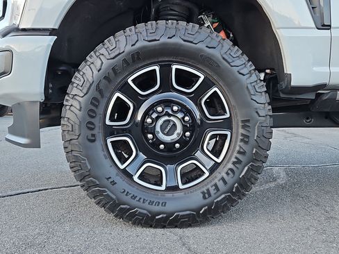 Used 2026 Ford F350 Platinum AWD/4WD image 14