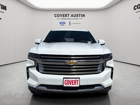 Used 2023 Chevrolet Suburban High Country RWD image 6