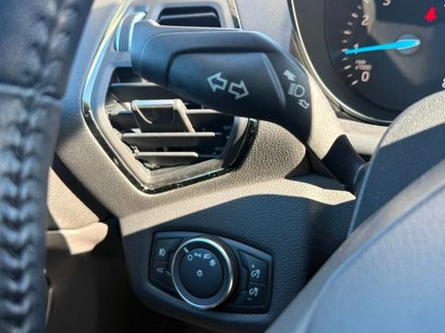 Used 2019 Ford Escape Titanium w/ U9j03 - Titanium Tow Package image 18