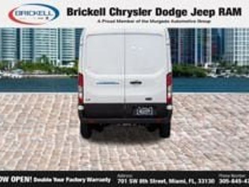 Used 2022 Ford E-Transit 148 High Roof Extended RWD image 6