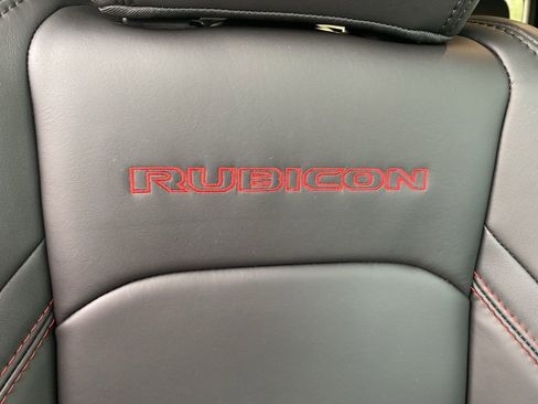 New 2025 Jeep Gladiator Rubicon AWD/4WD image 15