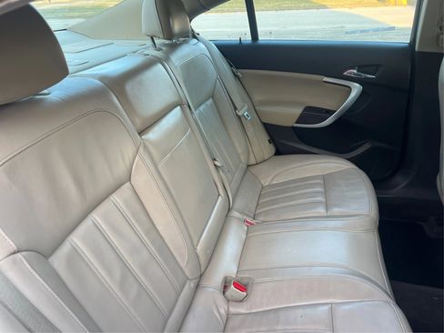 Used 2013 Buick Regal Premium image 26