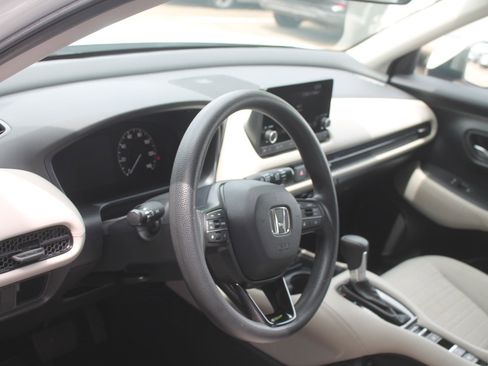 Used 2024 Honda HR-V LX image 15
