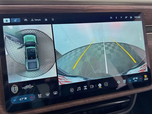 Used 2022 Rivian R1T Adventure image 16