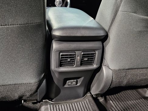 Used 2024 Toyota RAV4 XLE image 38