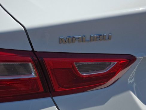 Used 2023 Chevrolet Malibu LT FWD image 26