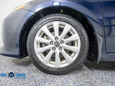 Used 2018 Toyota Camry LE w/ Convenience Package FWD image 43