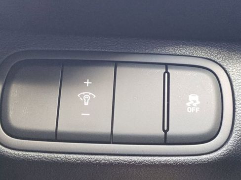 New 2026 Hyundai Venue SEL FWD image 28