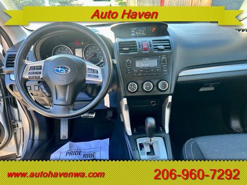Used 2015 Subaru Forester 2.5i Premium w/ All-Weather Package AWD/4WD image 9