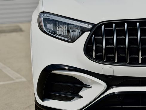 New 2026 Mercedes-Benz GLC 43 AMG 4MATIC image 8