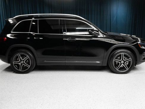 Used 2026 Mercedes-Benz GLB 250 4MATIC image 4