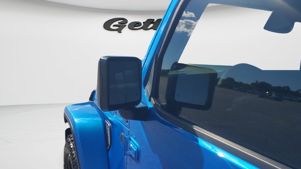 Used 2024 Jeep Gladiator Sport AWD/4WD image 28