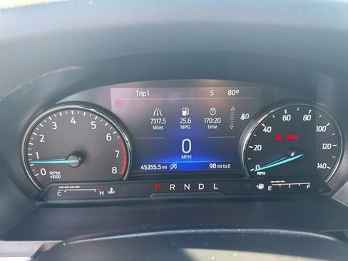 Used 2024 Ford Explorer XLT w/ Equipment Group 202A image 19