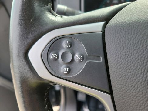 Used 2022 Chevrolet Colorado LT w/ LT Convenience Package image 23