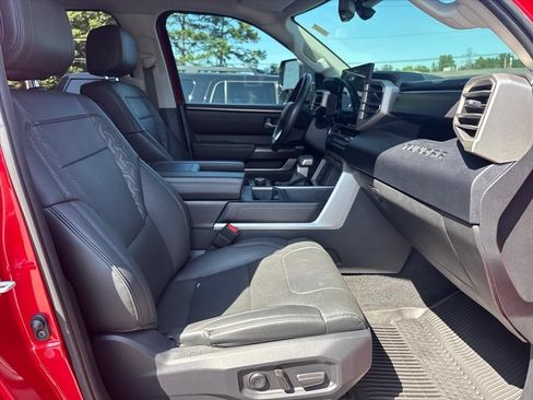 Used 2022 Toyota Tundra SR5 w/ SR5 Premium Package AWD/4WD image 12
