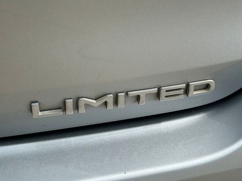 Used 2021 Toyota Highlander Limited AWD/4WD image 14