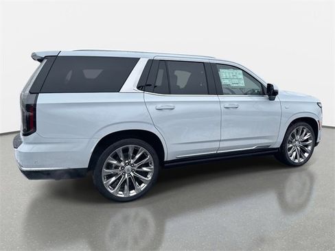 New 2026 Cadillac Escalade Luxury w/ LPO, Radiant Package image 6