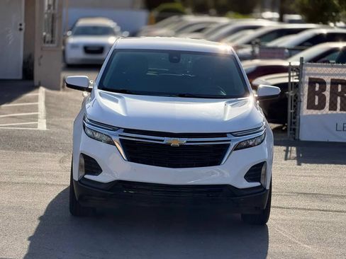 Used 2023 Chevrolet Equinox LT FWD image 4