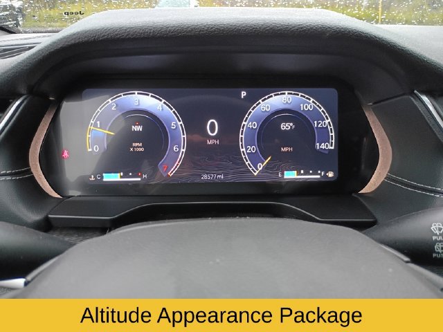 Used 2023 Jeep Grand Cherokee Altitude AWD/4WD image 14