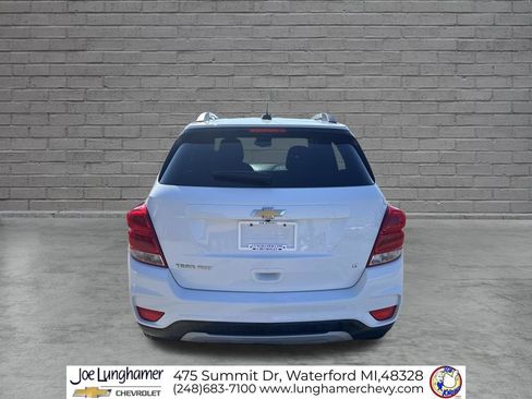 Used 2019 Chevrolet Trax LT w/ LT Convenience Package AWD/4WD image 4