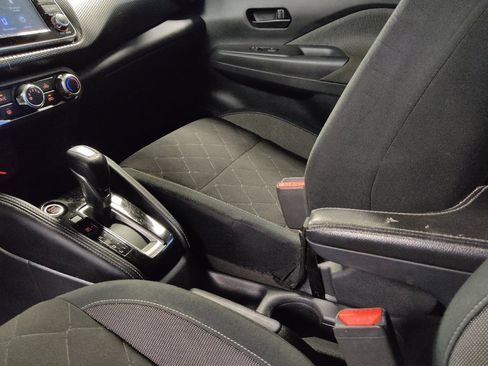 Used 2019 Nissan Kicks S w/ Exterior Electronics Package image 26