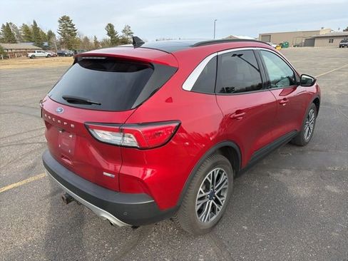 Used 2020 Ford Escape SEL image 5