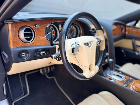 Used 2014 Bentley Flying Spur W12 AWD/4WD image 35