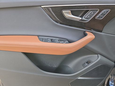 Used 2023 Audi Q7 2.0T Premium Plus w/ Premium Plus Package image 15