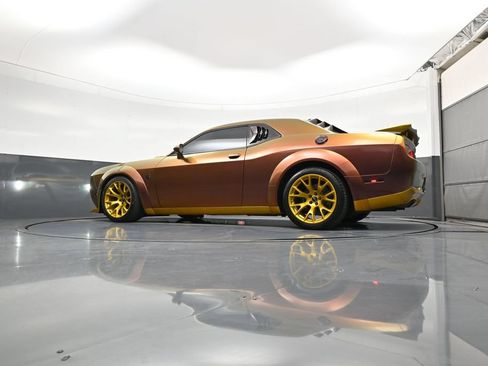 Used 2023 Dodge Challenger SRT Hellcat RWD image 34