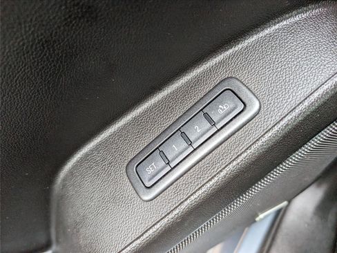 Used 2016 Chevrolet Tahoe LT image 27