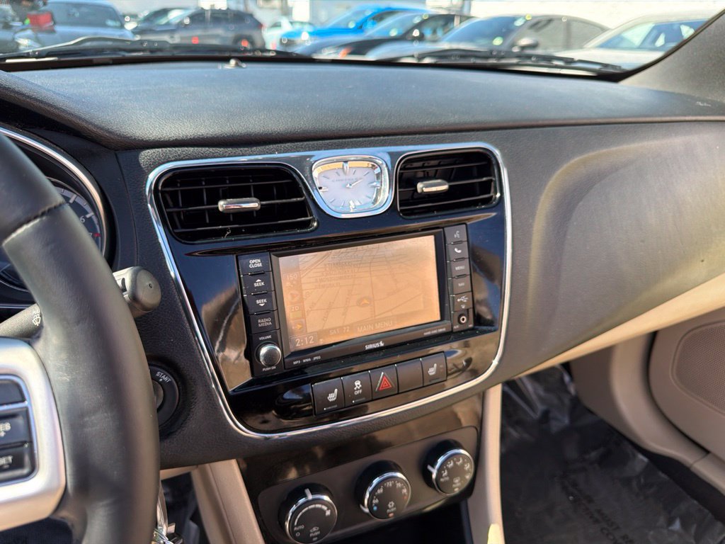 Used 2013 Chrysler 200 Limited FWD image 26