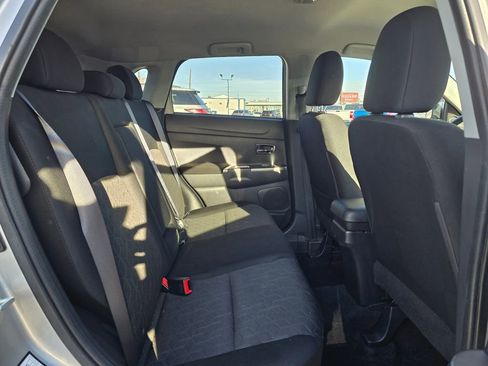 Used 2021 Mitsubishi Outlander Sport ES image 12