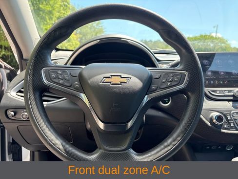 Used 2025 Chevrolet Malibu LT FWD image 12