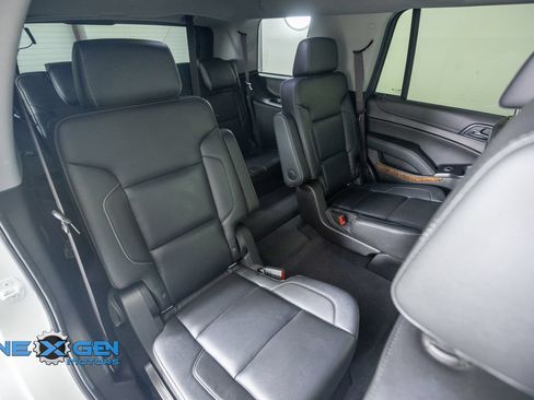 Used 2020 Chevrolet Tahoe Premier AWD/4WD image 39