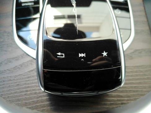 Used 2018 Mercedes-Benz C 300 CONVERTIBLE image 49