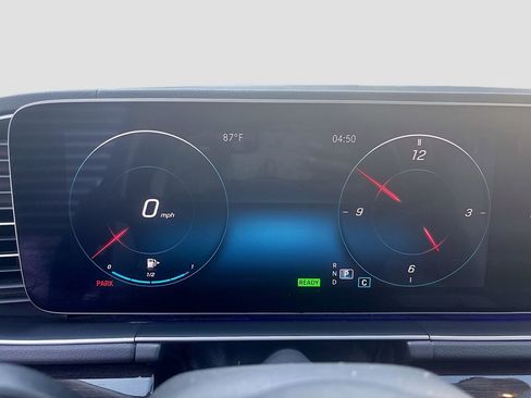 Used 2020 Mercedes-Benz GLS 450 4MATIC image 46