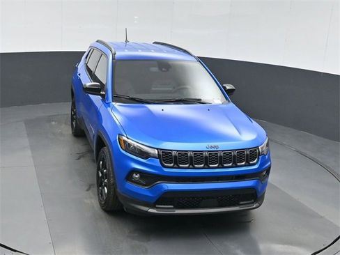 New 2026 Jeep Compass Latitude image 40