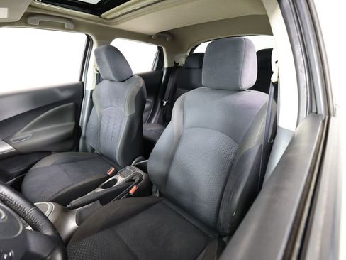 Used 2011 Nissan Juke SV image 11